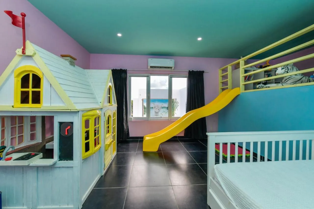 Holiday home Tropical Family Home With Plunge Pool & Playroom! Santa Cruz